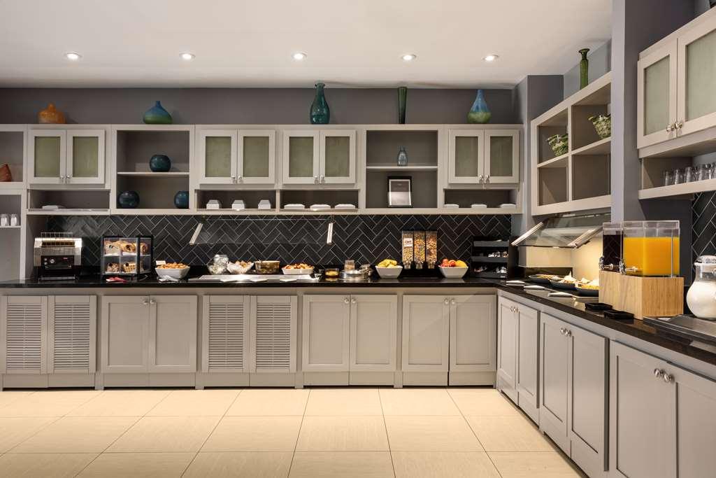 Hyatt Place Sterling Dulles Airport North Restaurant photo
