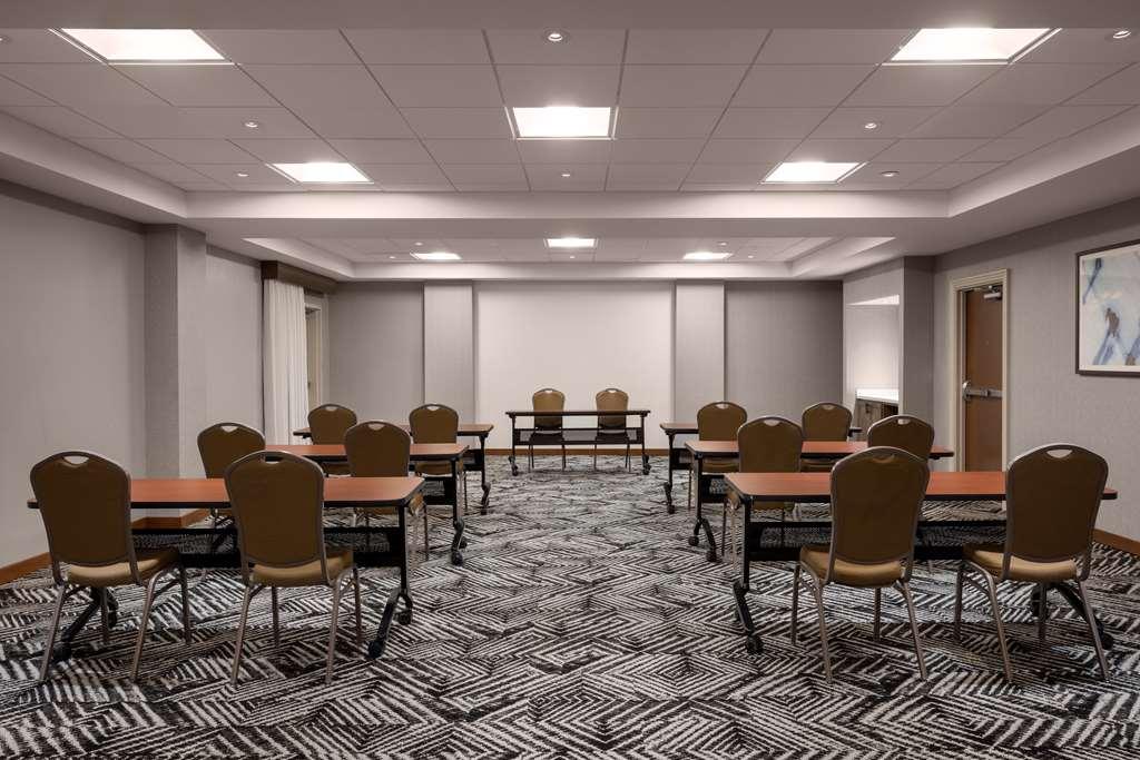 Hyatt Place Sterling Dulles Airport North Facilities photo